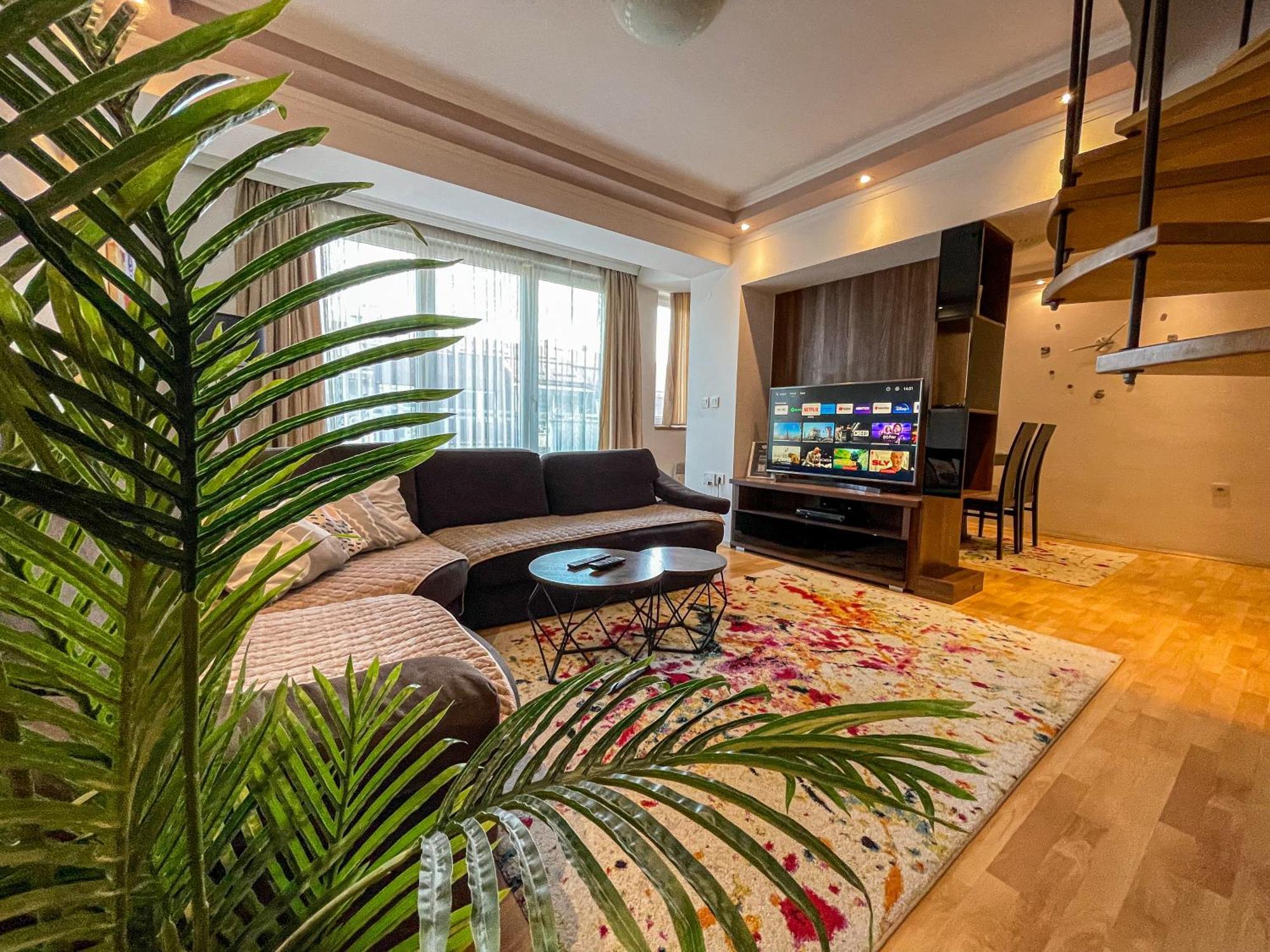 Primestay Duplex Retreat - Free Parking Daire